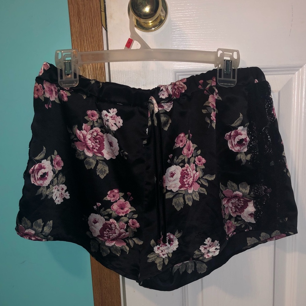 💜3/$15 Ardene Satin Lounge Shorts